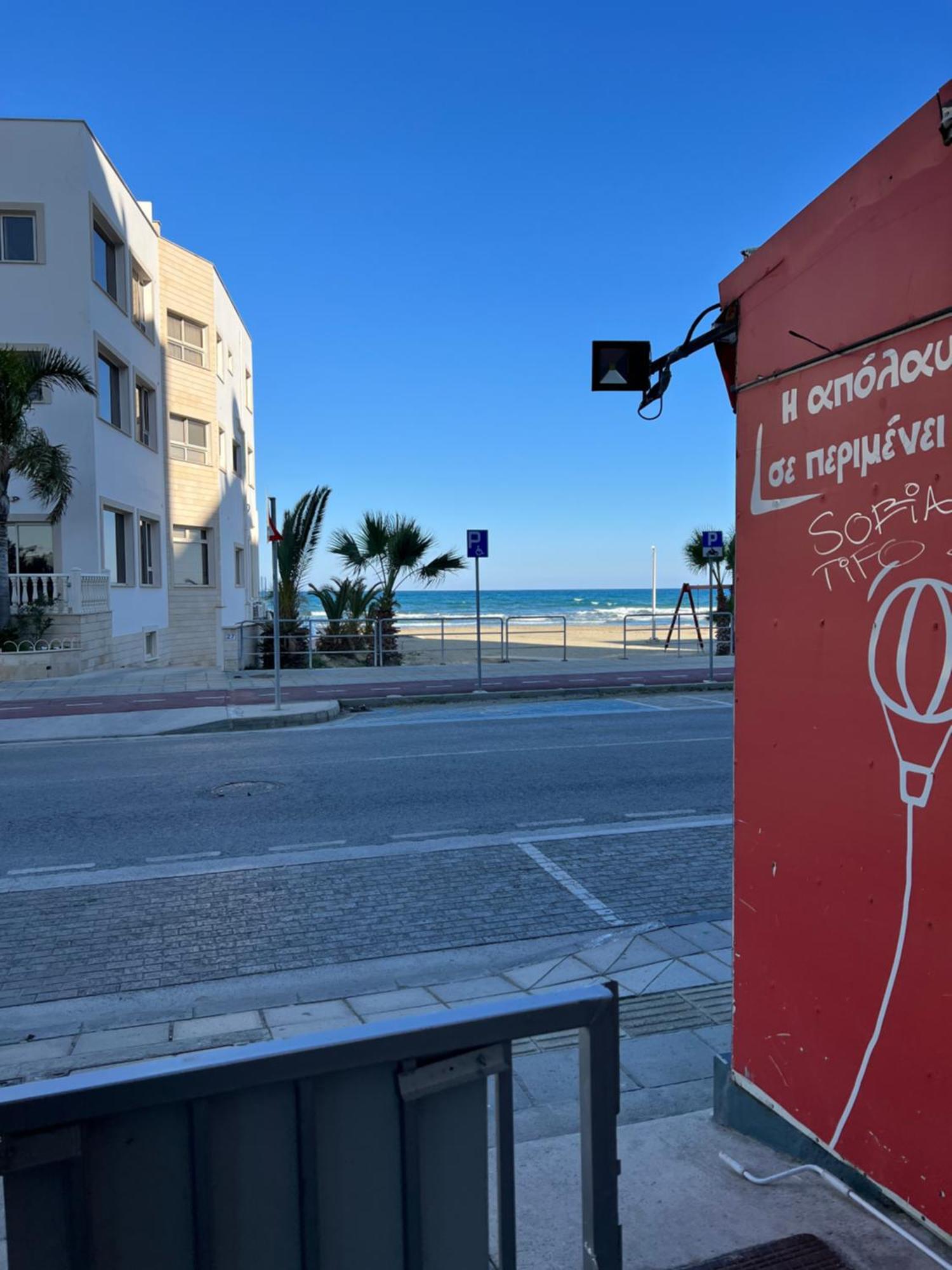 Makenzie 2 Rooms Larnaca Eksteriør billede